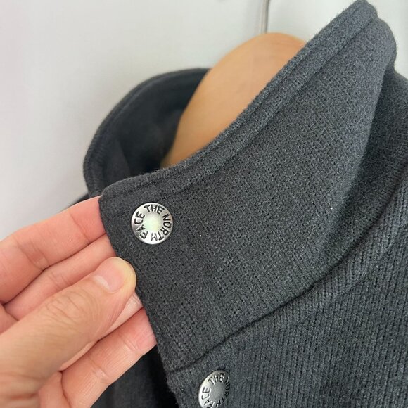 The North Face Men's Snap-Neck Pullover Fleece Top LARGE in Black - Picture 3 of 12